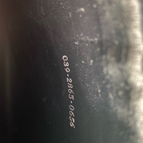 GUCCI unisex Pouchette: Limited edition Tom Ford era : black polished leather - Picture 6 of 17